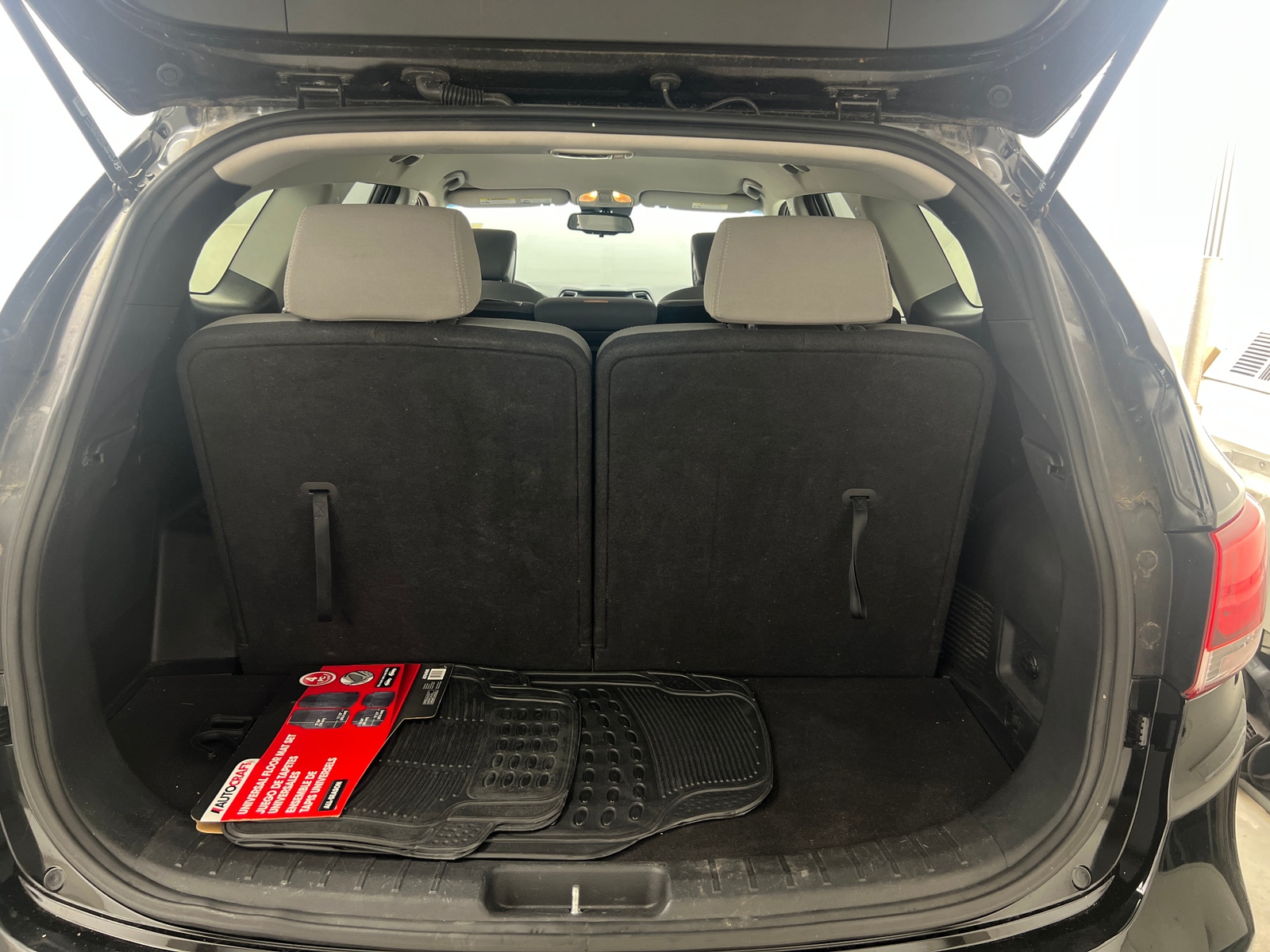 Thumbnail: 2019 Hyundai Santa Fe - 7