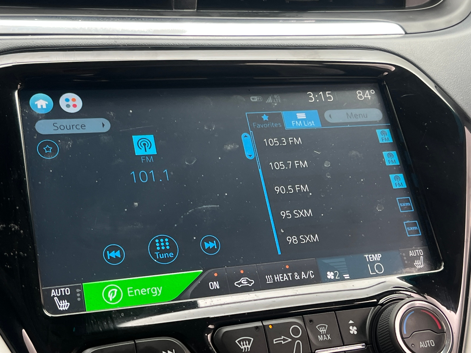 Thumbnail: 2017 Chevrolet Bolt EV - 3