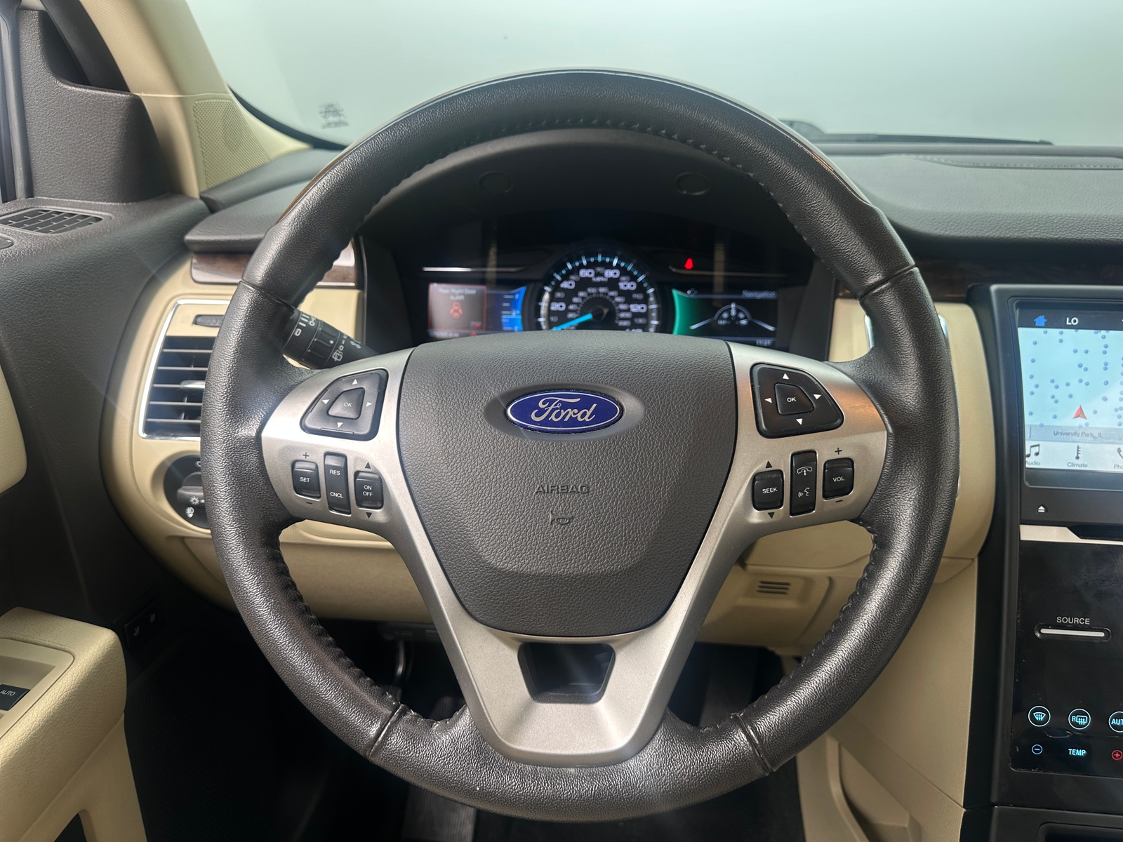 Thumbnail: 2017 Ford Flex - 4