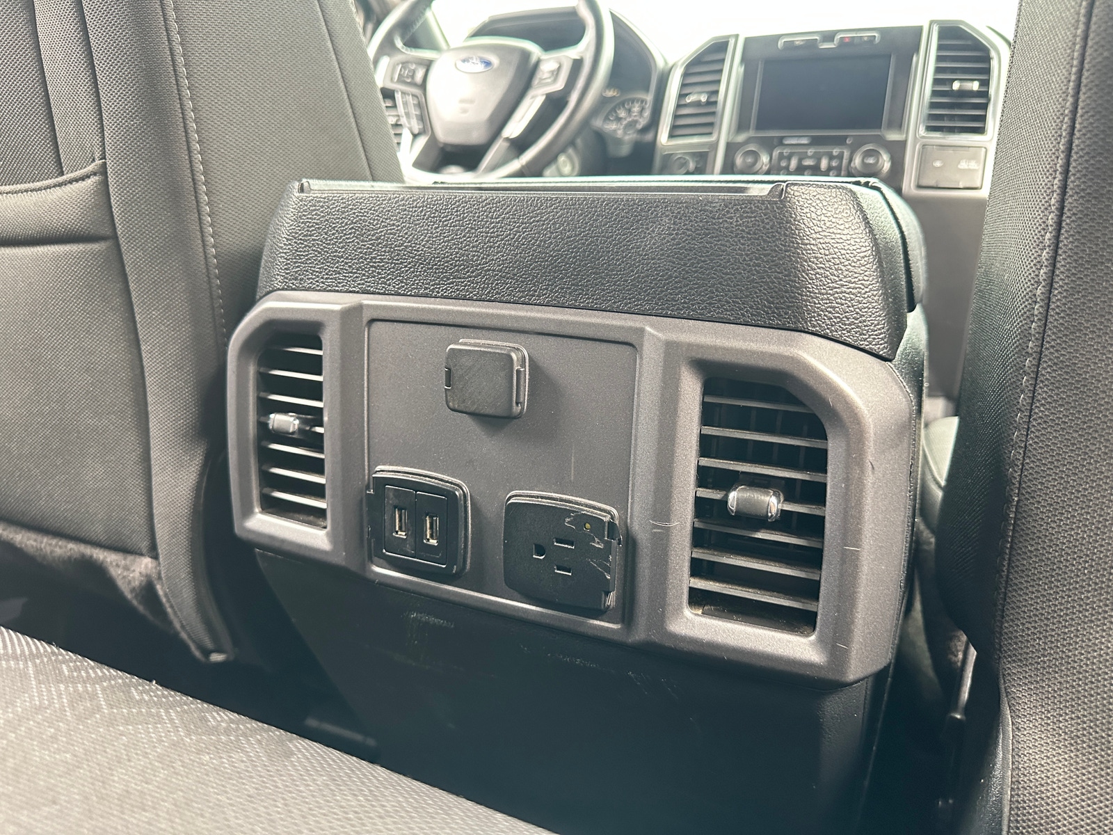 Thumbnail: 2018 Ford Econoline - 3