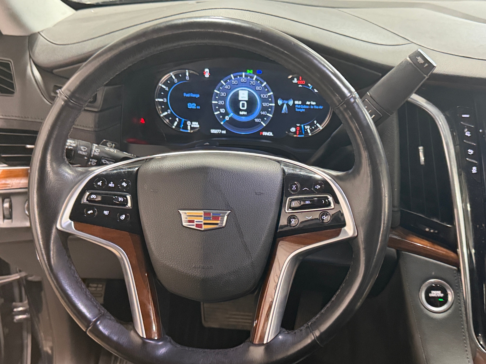 Thumbnail: 2019 Cadillac Escalade - 4