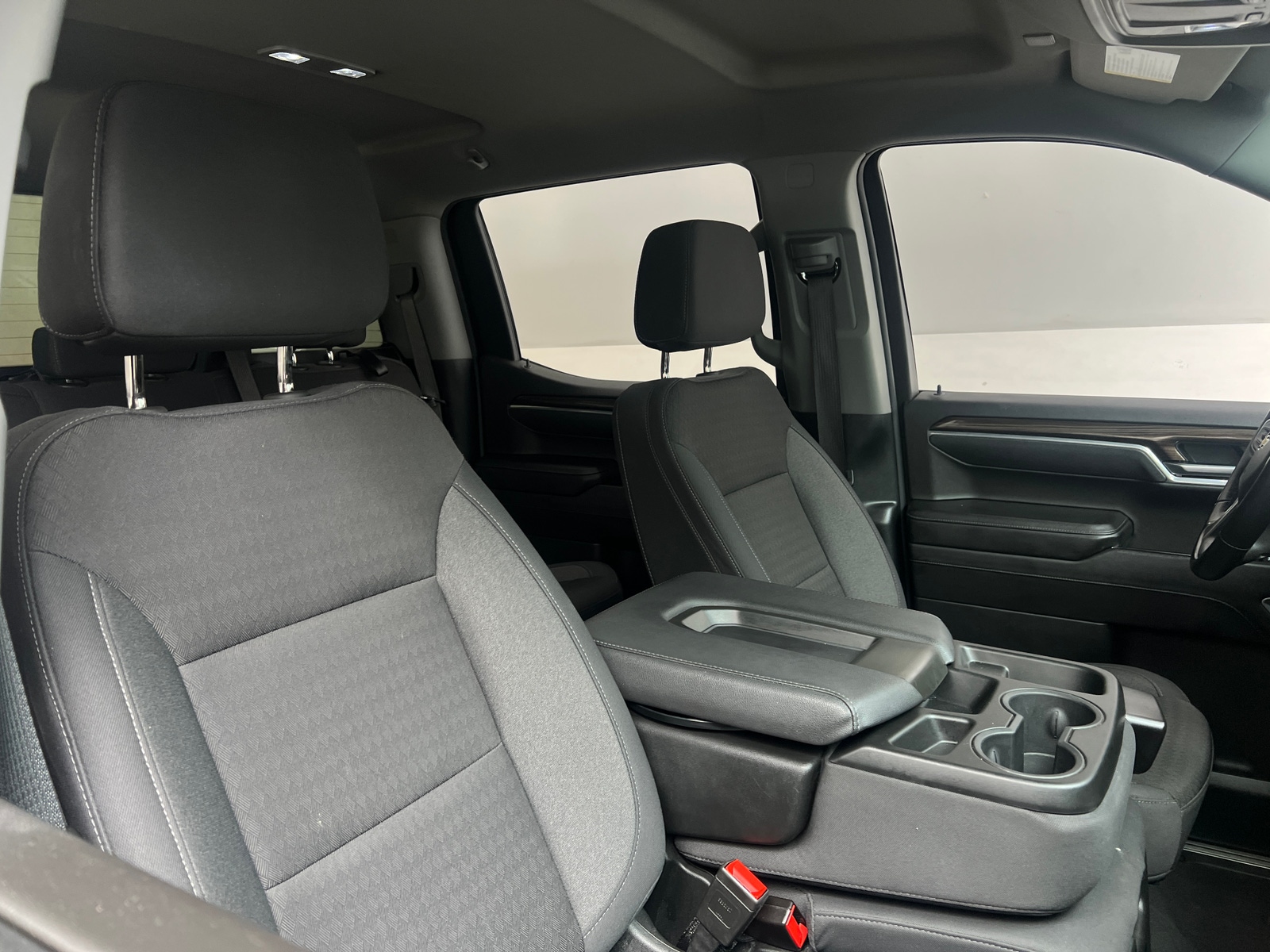 Thumbnail: 2025 Chevrolet Silverado 1500 - 2