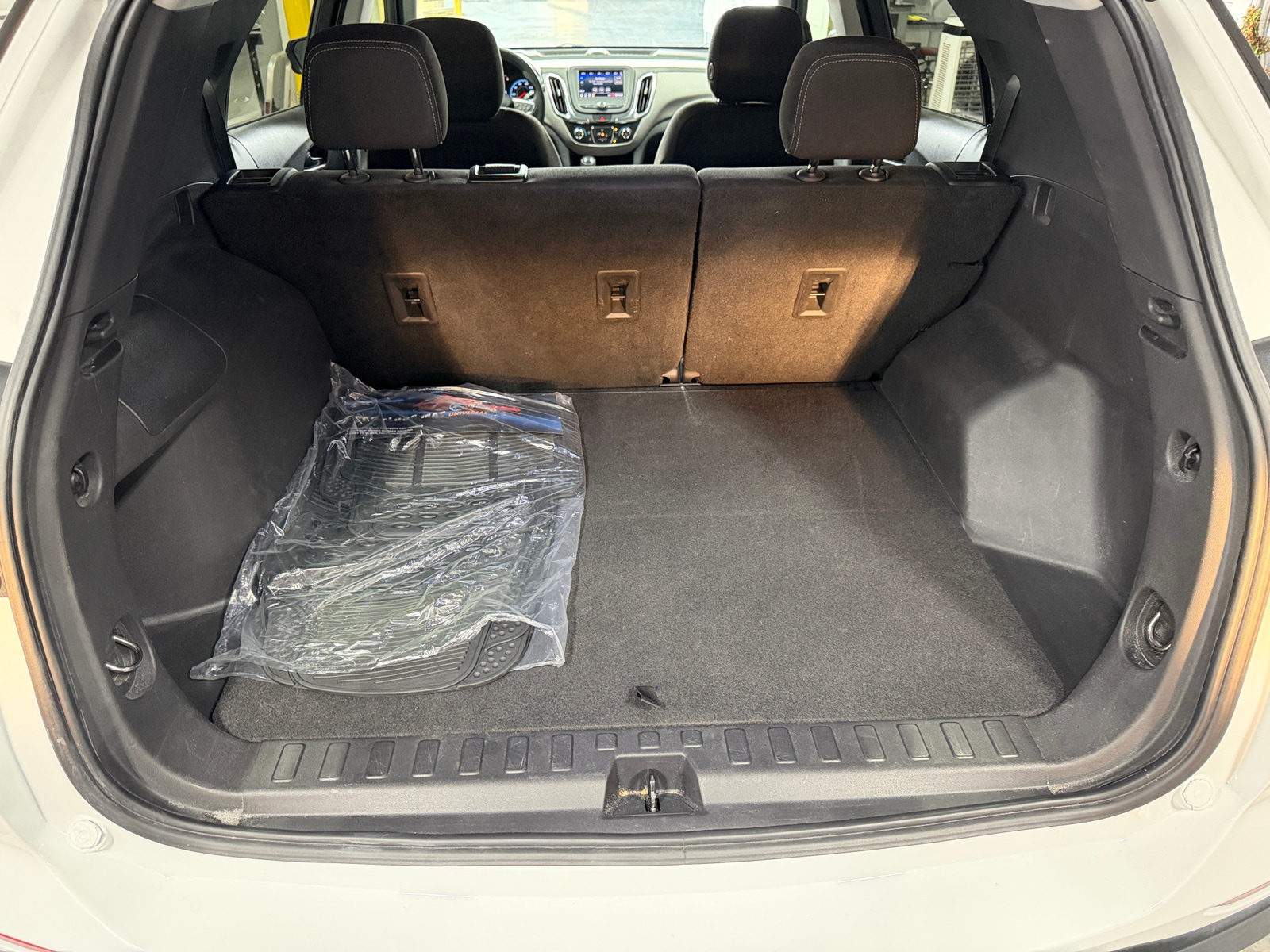 Thumbnail: 2021 Chevrolet Equinox - 6