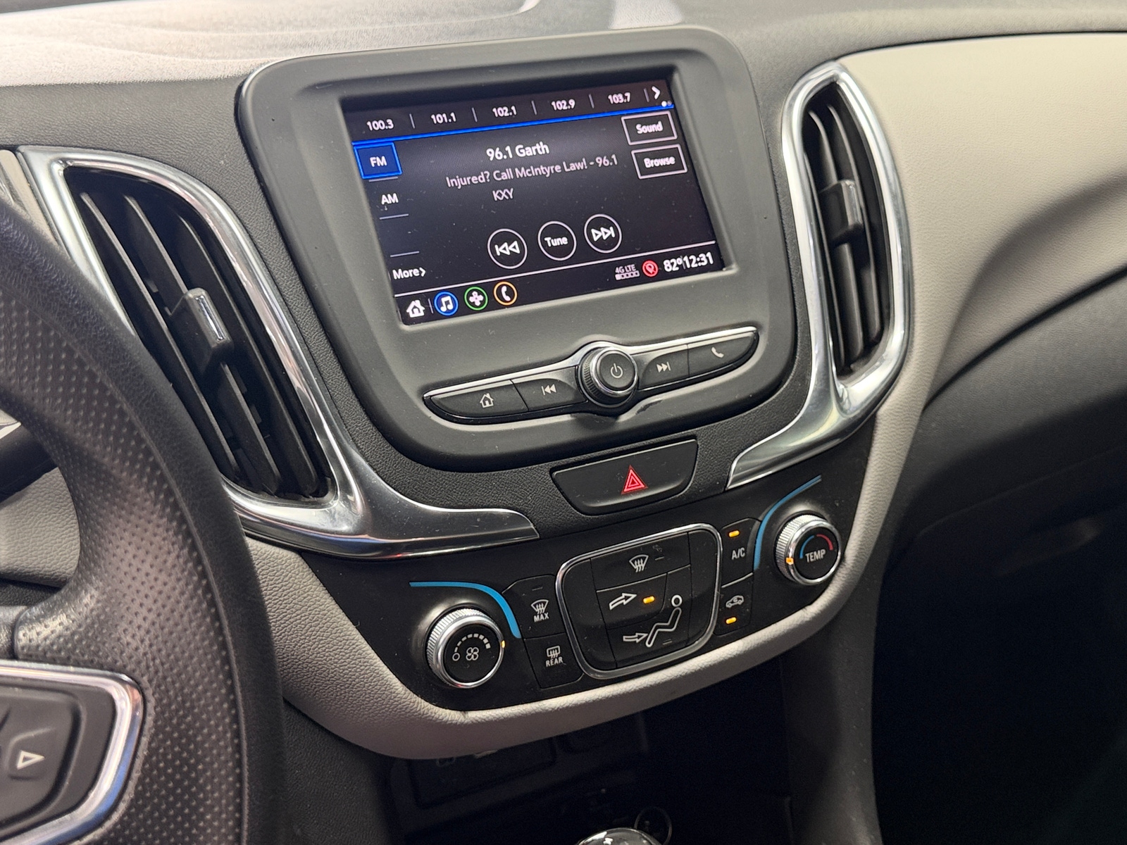Thumbnail: 2021 Chevrolet Equinox - 4
