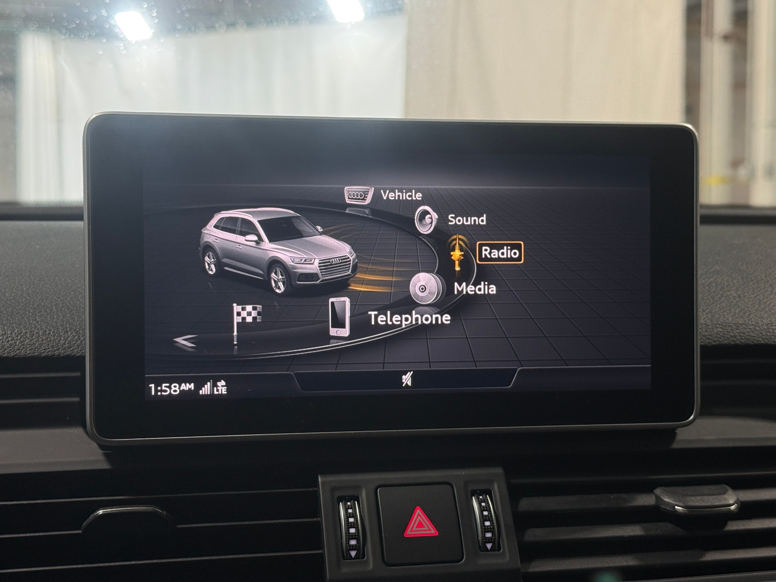 Thumbnail: 2020 Audi Q5 - 3