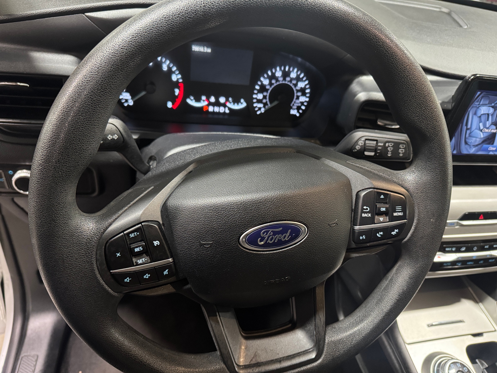 Thumbnail: 2021 Ford Explorer - 5