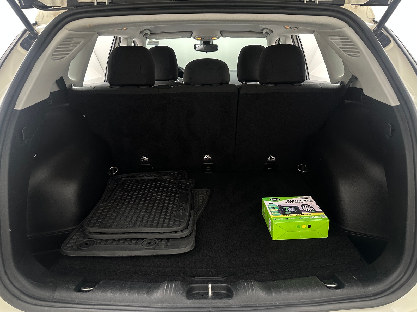 Thumbnail: 2018 Jeep Compass - 6