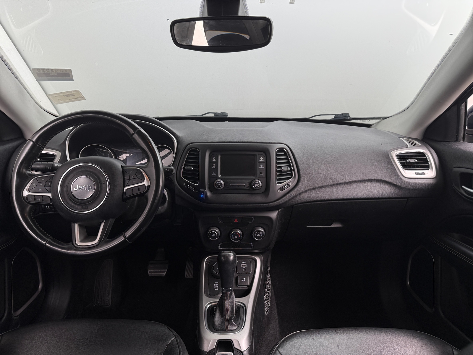 Thumbnail: 2018 Jeep Compass - 3
