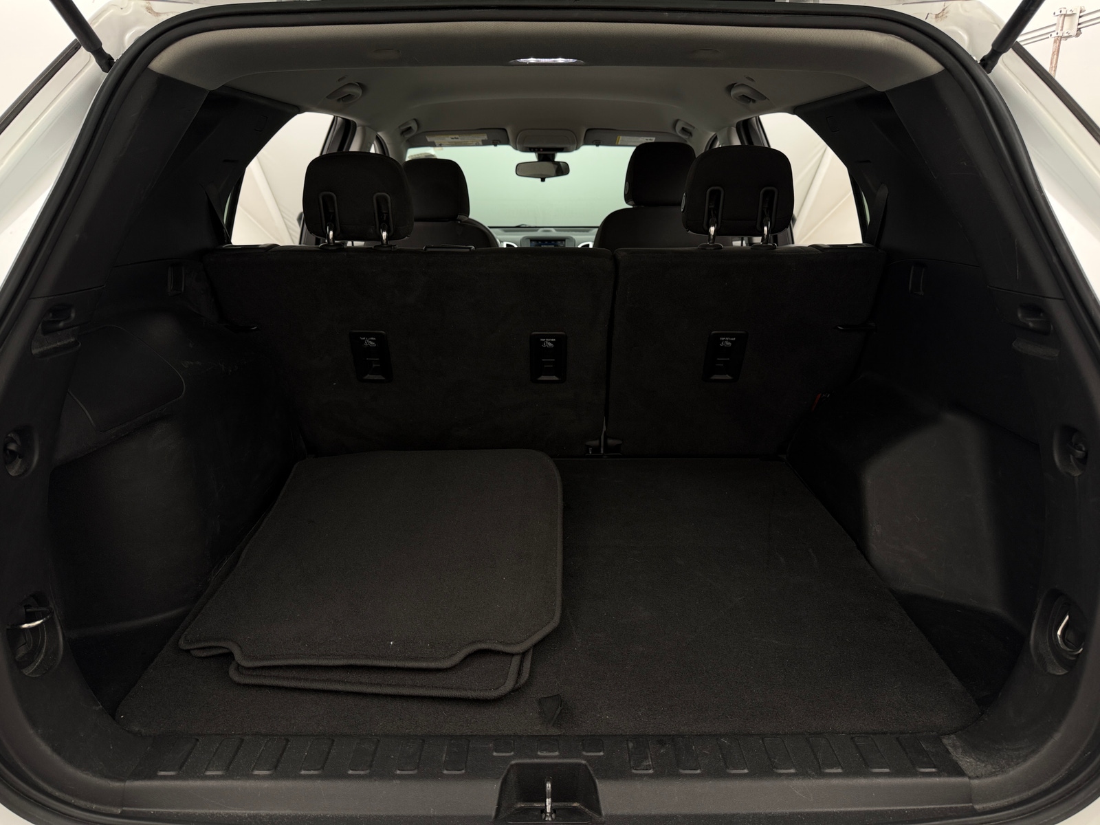 Thumbnail: 2019 Chevrolet Equinox - 6