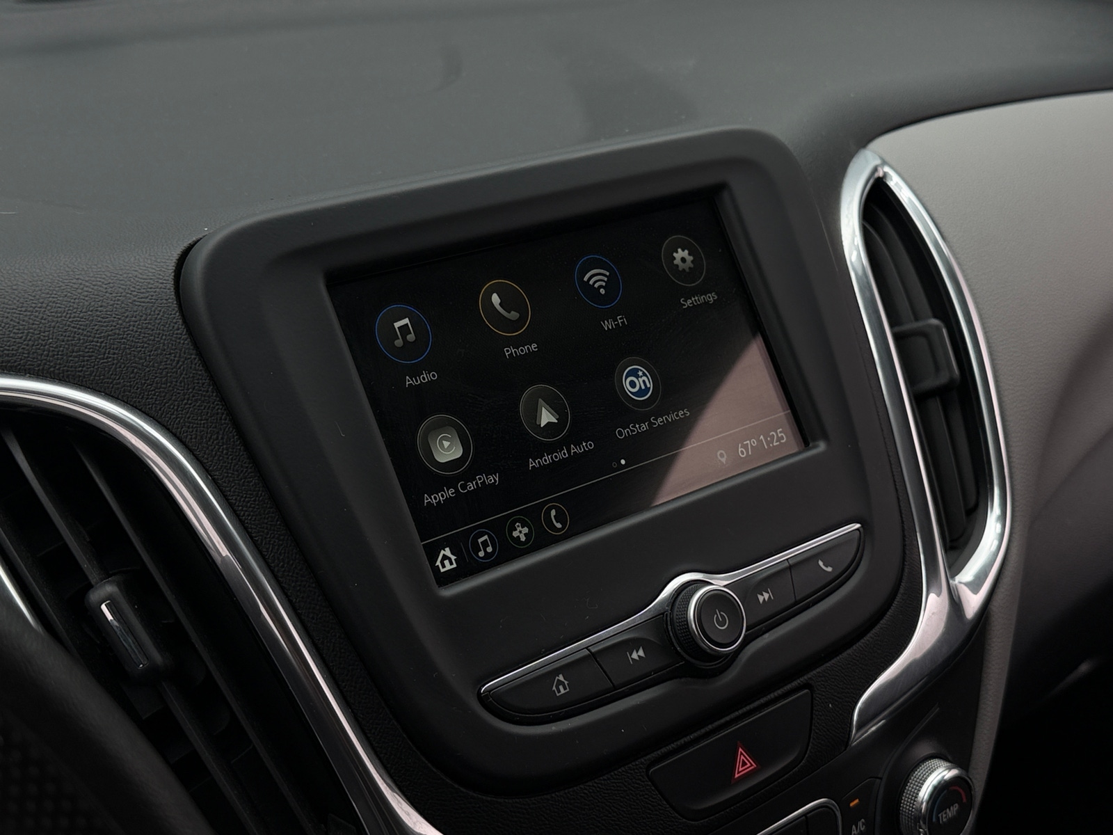 Thumbnail: 2019 Chevrolet Equinox - 4