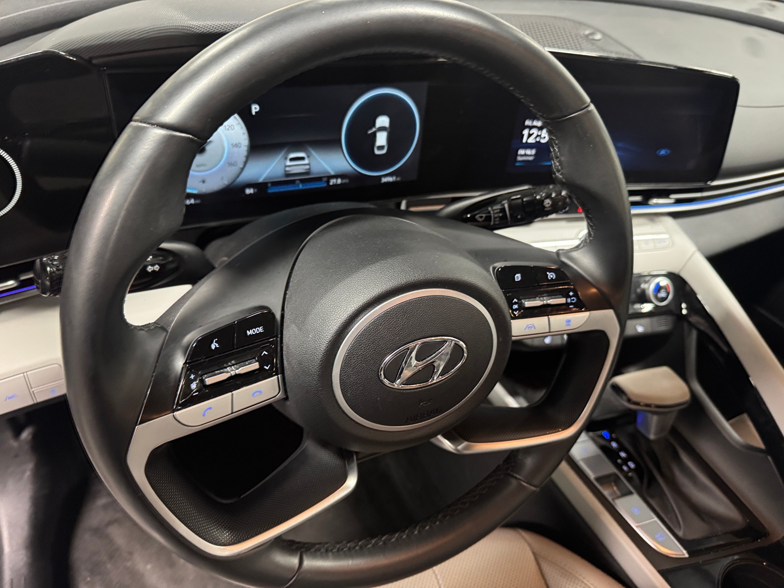 Thumbnail: 2021 Hyundai Elantra - 4