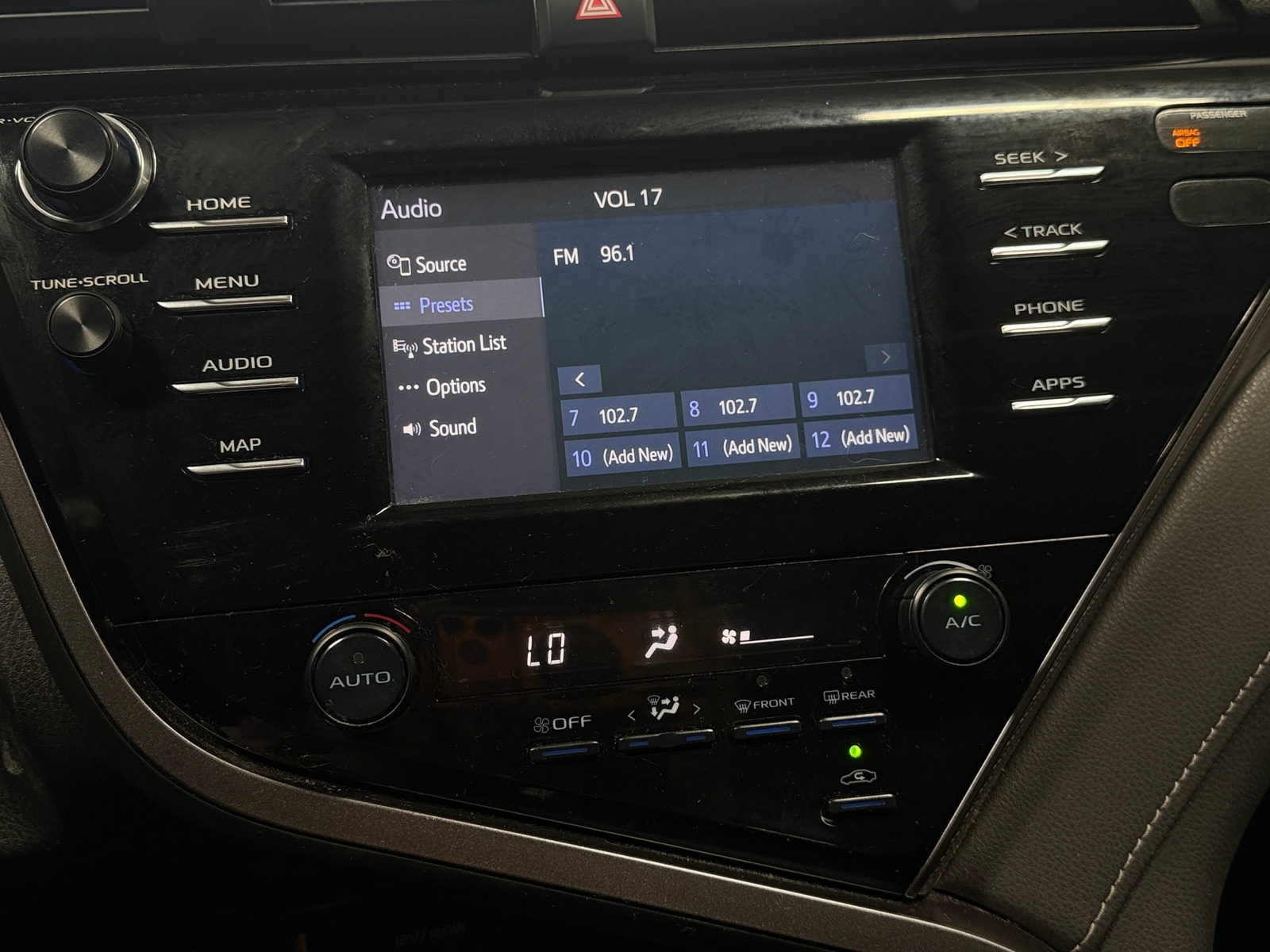 Thumbnail: 2019 Toyota Camry - 3
