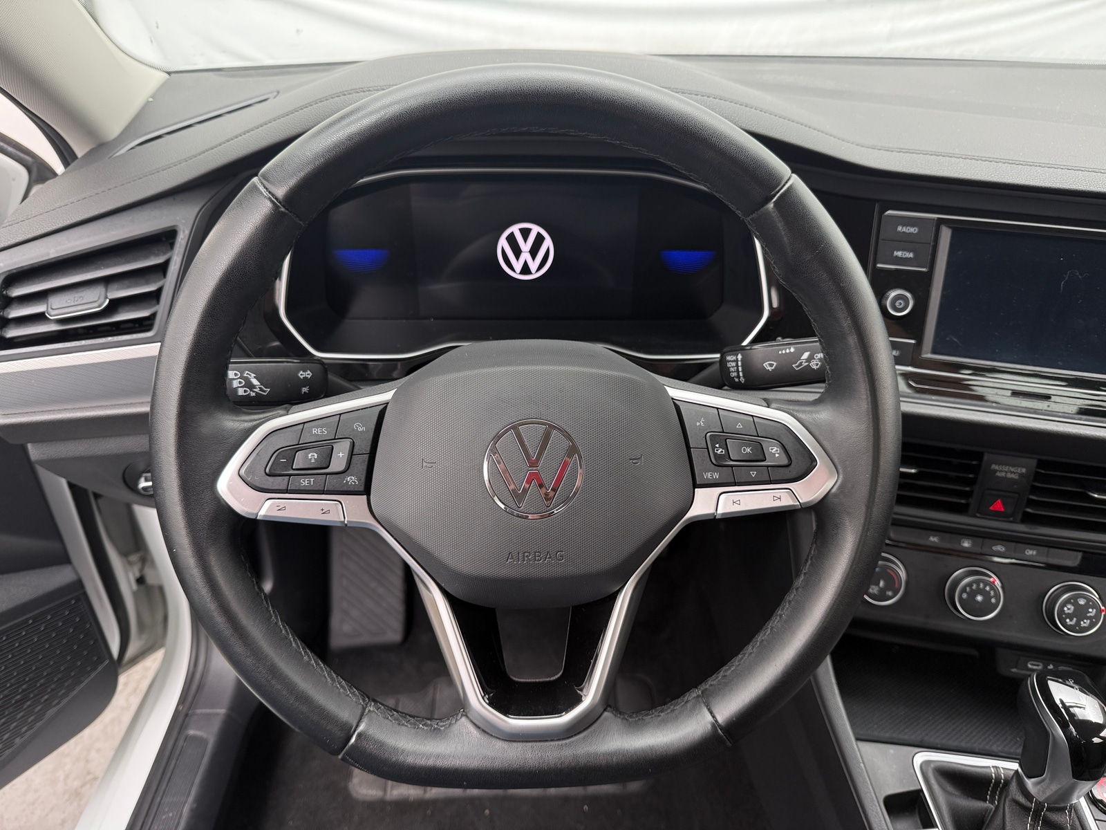 Thumbnail: 2024 Volkswagen Jetta - 5