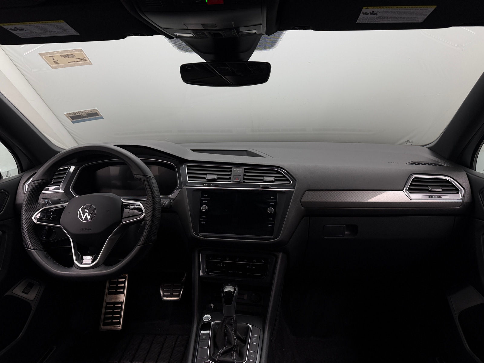 Thumbnail: 2024 Volkswagen Tiguan - 2