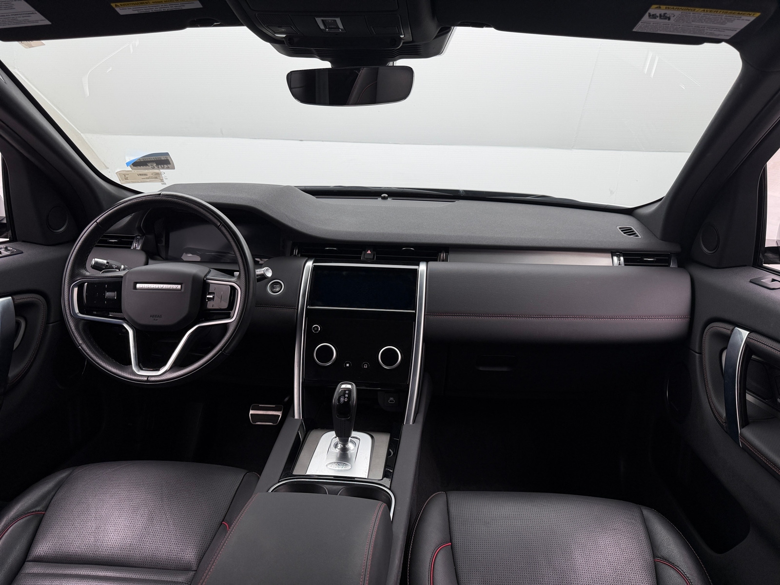 Thumbnail: 2022 Land Rover Discovery Sport - 2