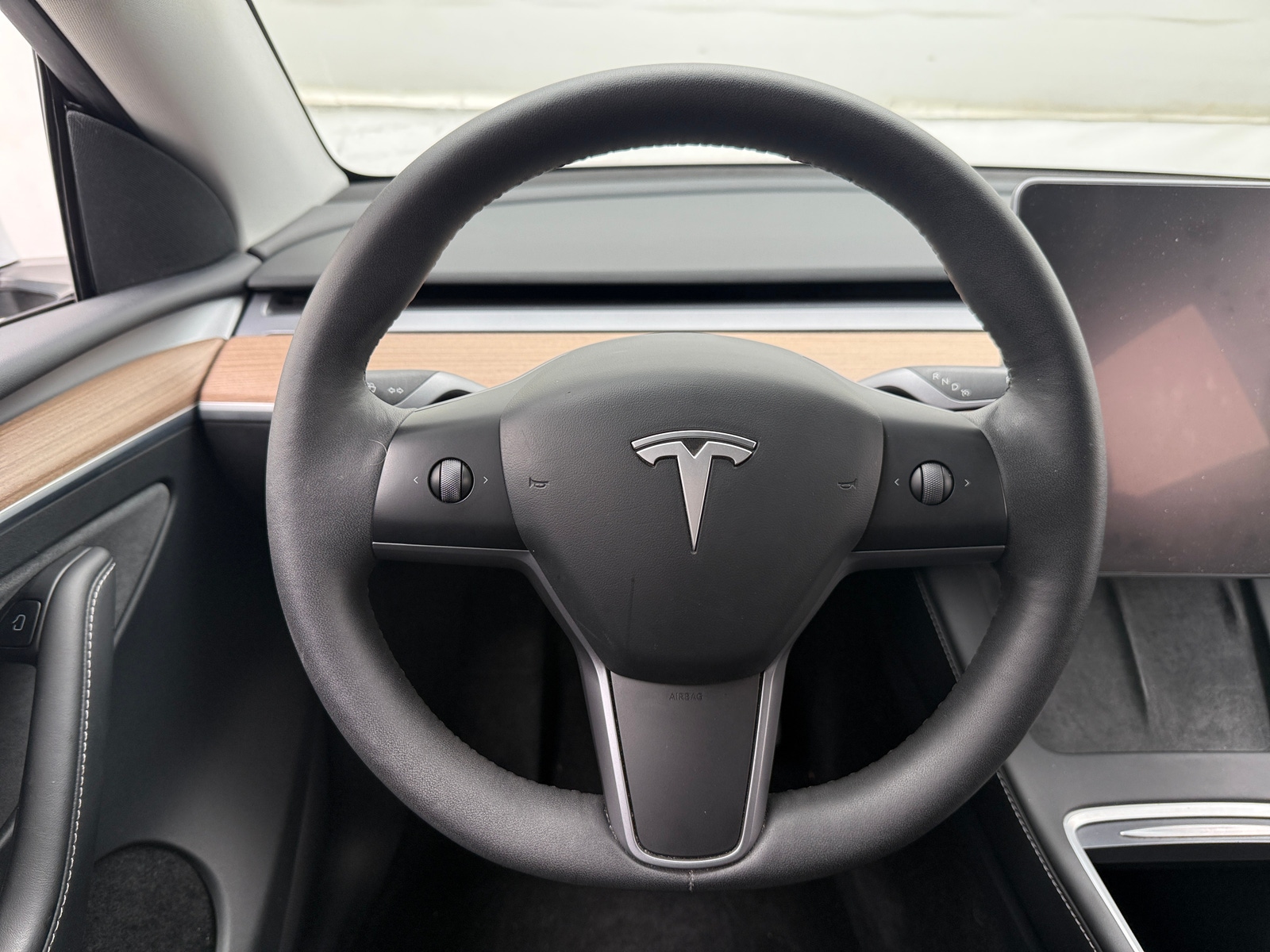 Thumbnail: 2023 Tesla Model Y - 4