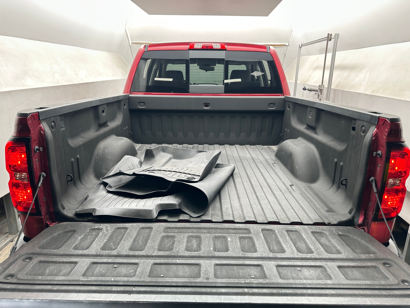Thumbnail: 2018 Chevrolet Silverado 1500 - 7
