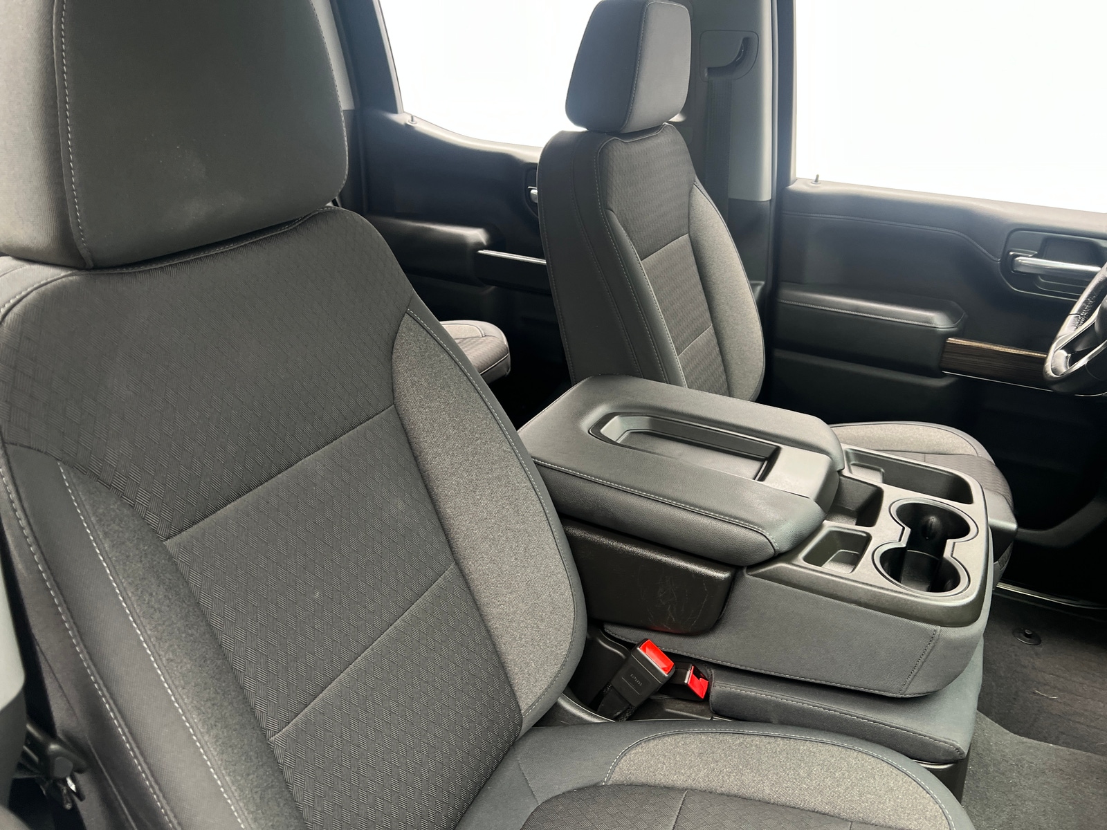 Thumbnail: 2020 Chevrolet Silverado 1500 - 2
