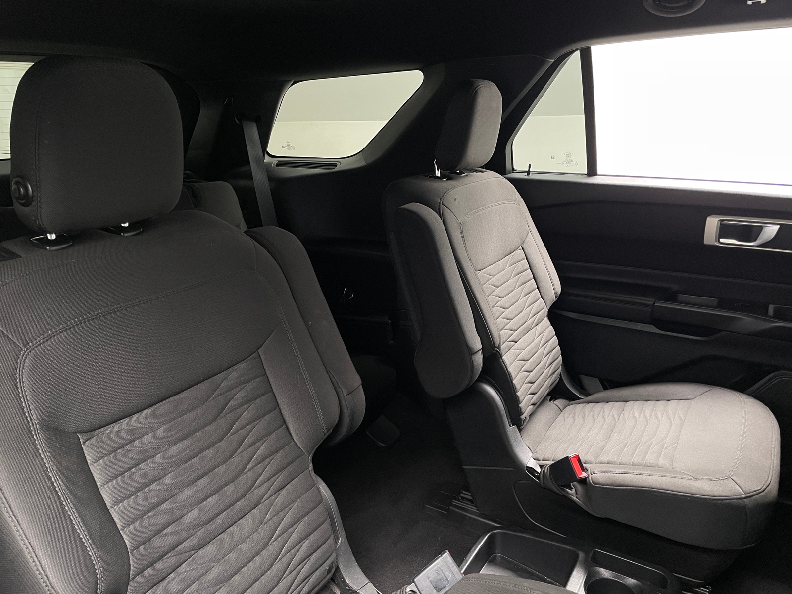 Thumbnail: 2020 Ford Explorer - 6