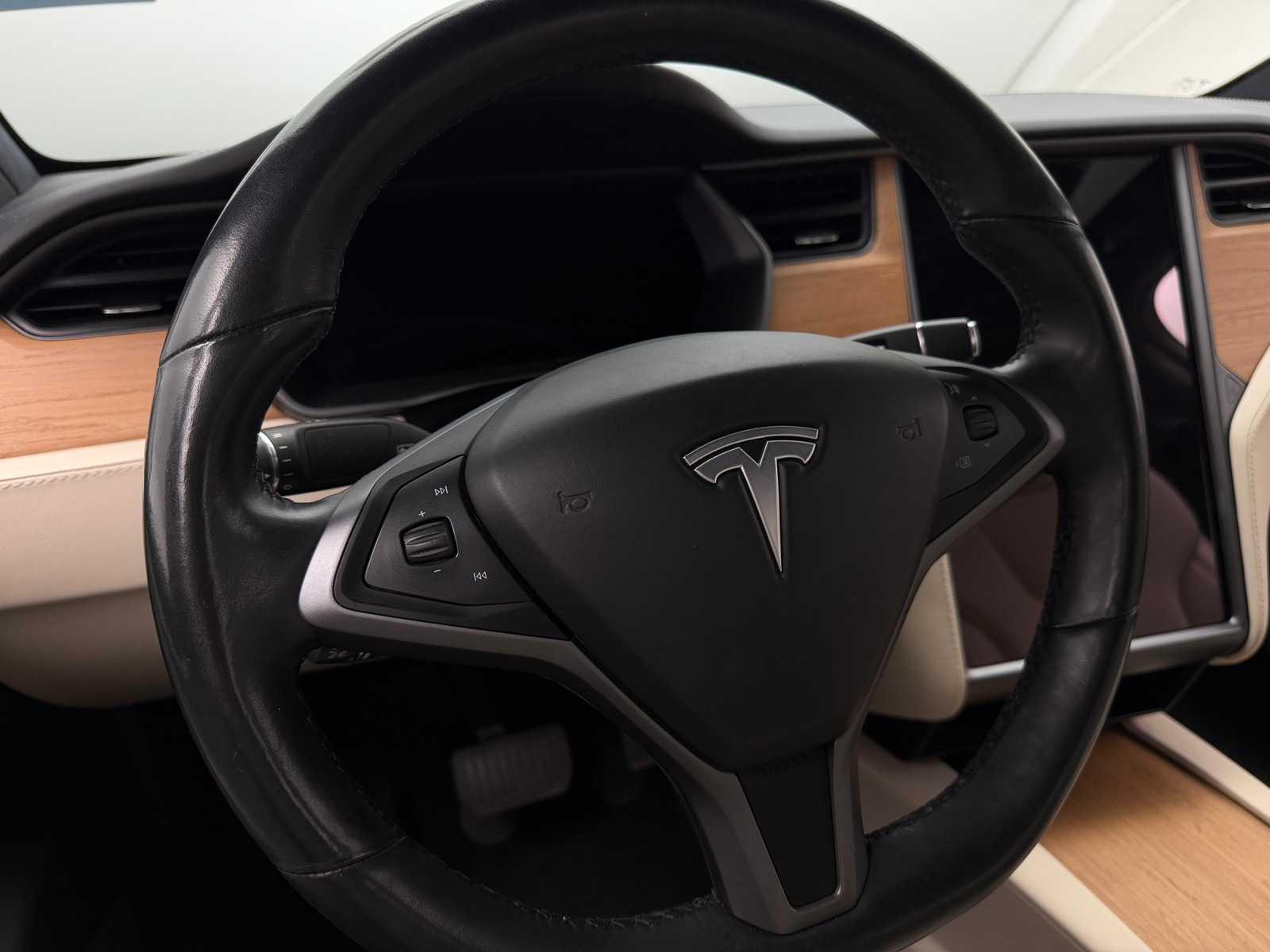 Thumbnail: 2020 Tesla Model X - 4