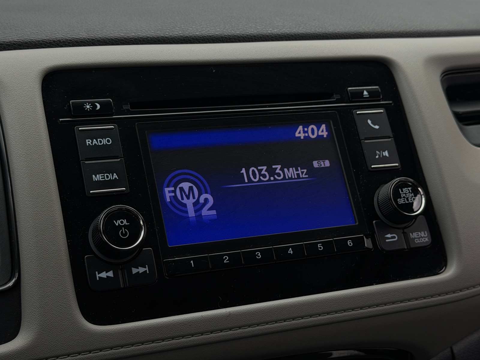 Thumbnail: 2022 Honda HR-V - 4