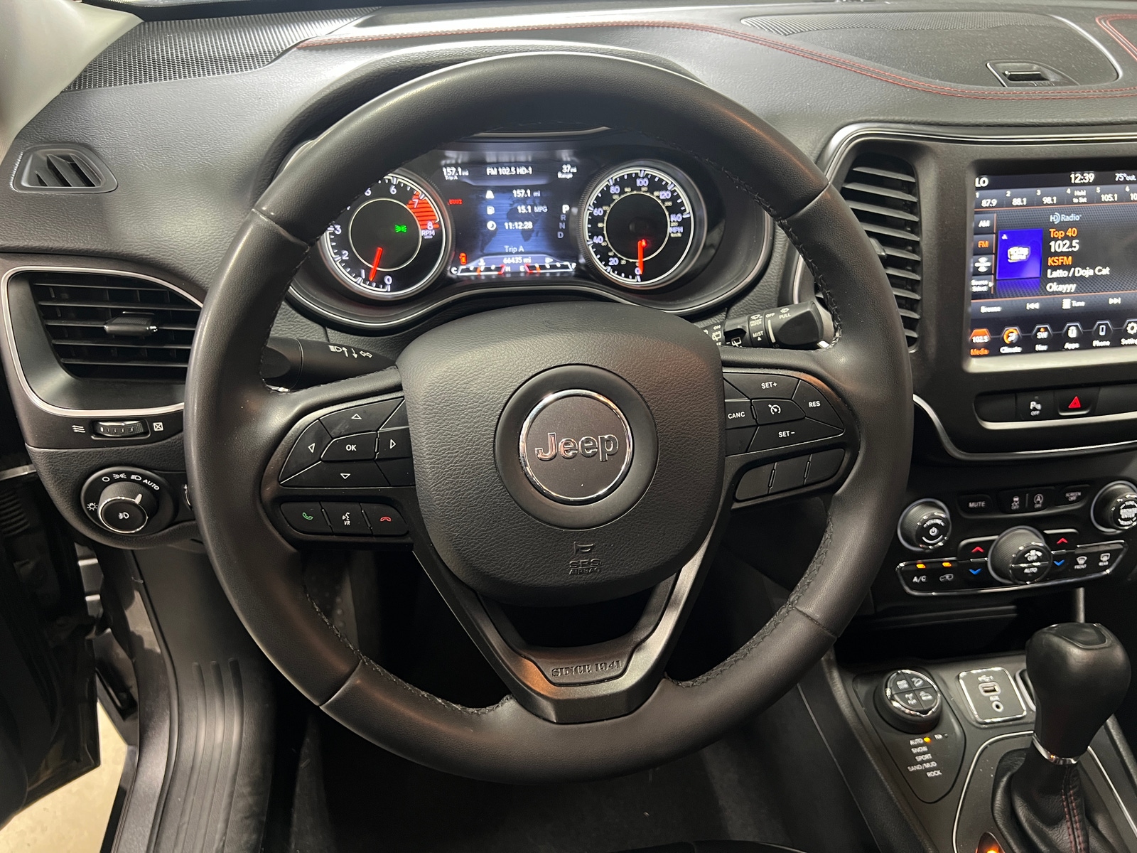Thumbnail: 2020 Jeep Cherokee - 5