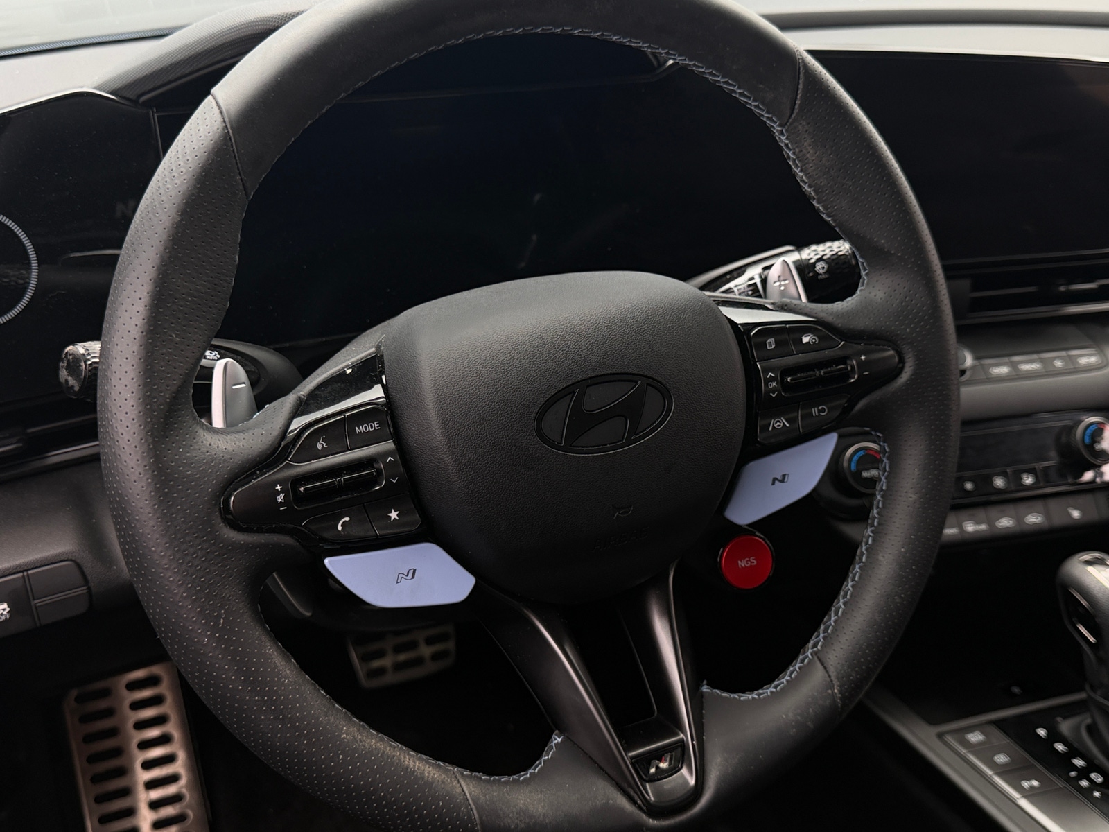 Thumbnail: 2025 Hyundai Elantra - 4