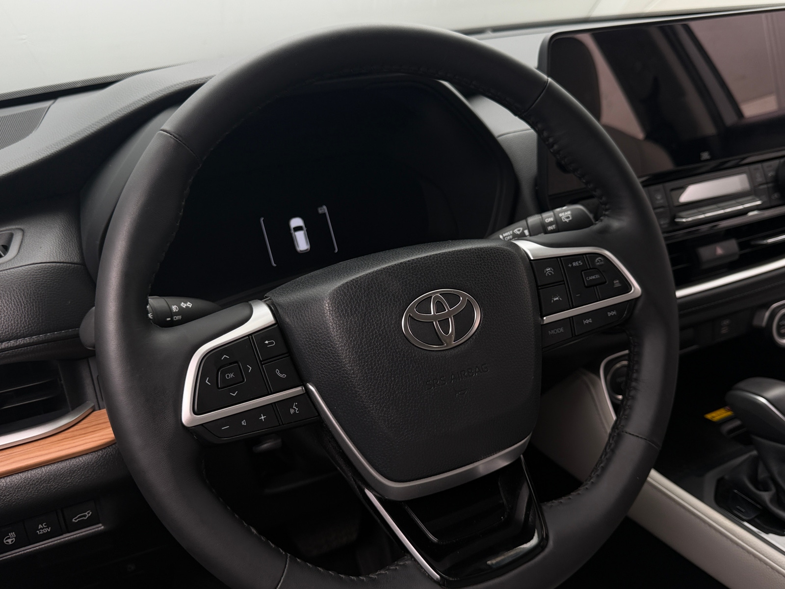 Thumbnail: 2026 Toyota Grand Highlander - 4