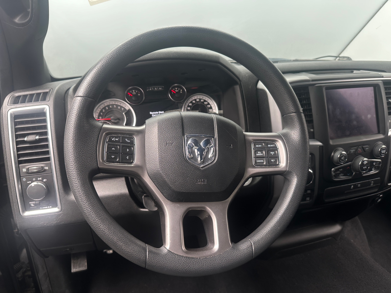 Thumbnail: 2021 RAM 1500 Classic - 5