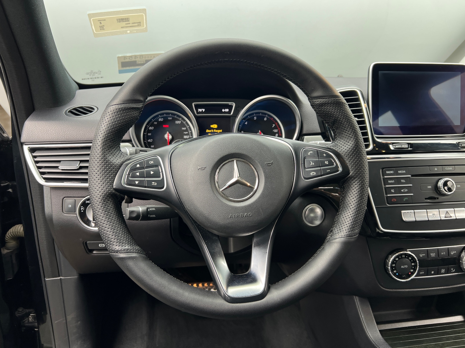 Thumbnail: 2016 Mercedes-Benz GLE - 4