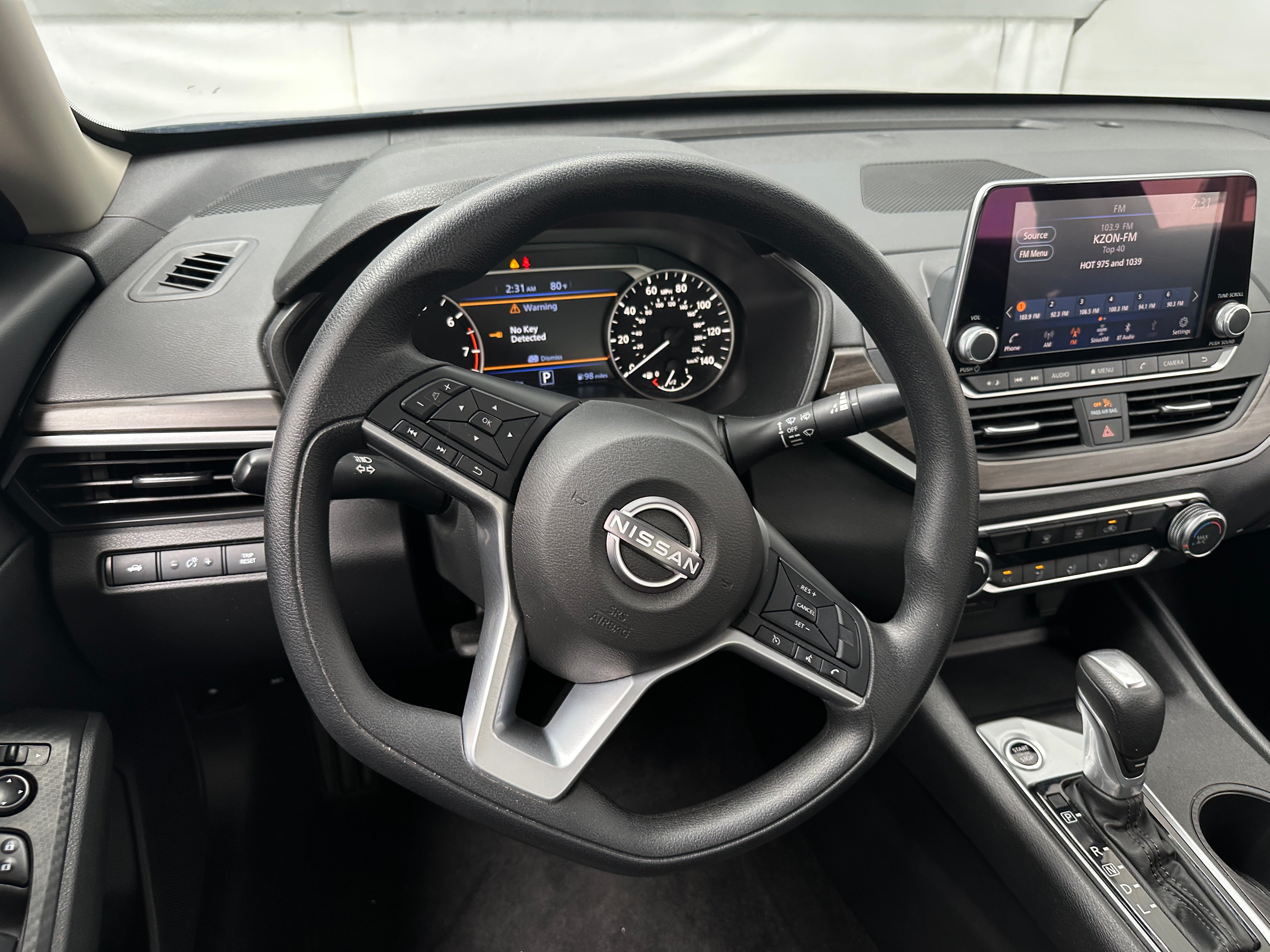 2025 Nissan Altima SV - Photo 6
