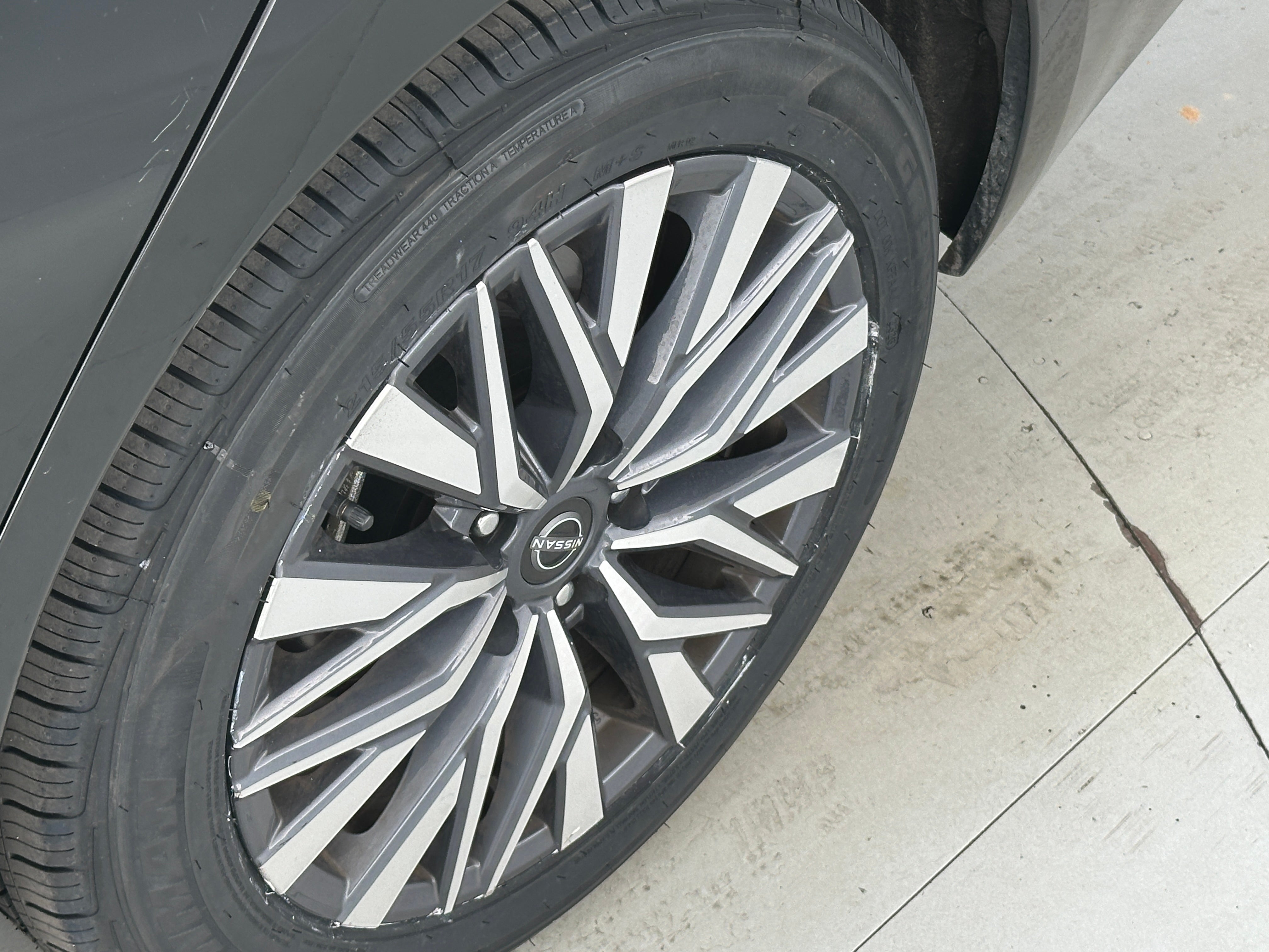 2025 Nissan Altima SV - Photo 19
