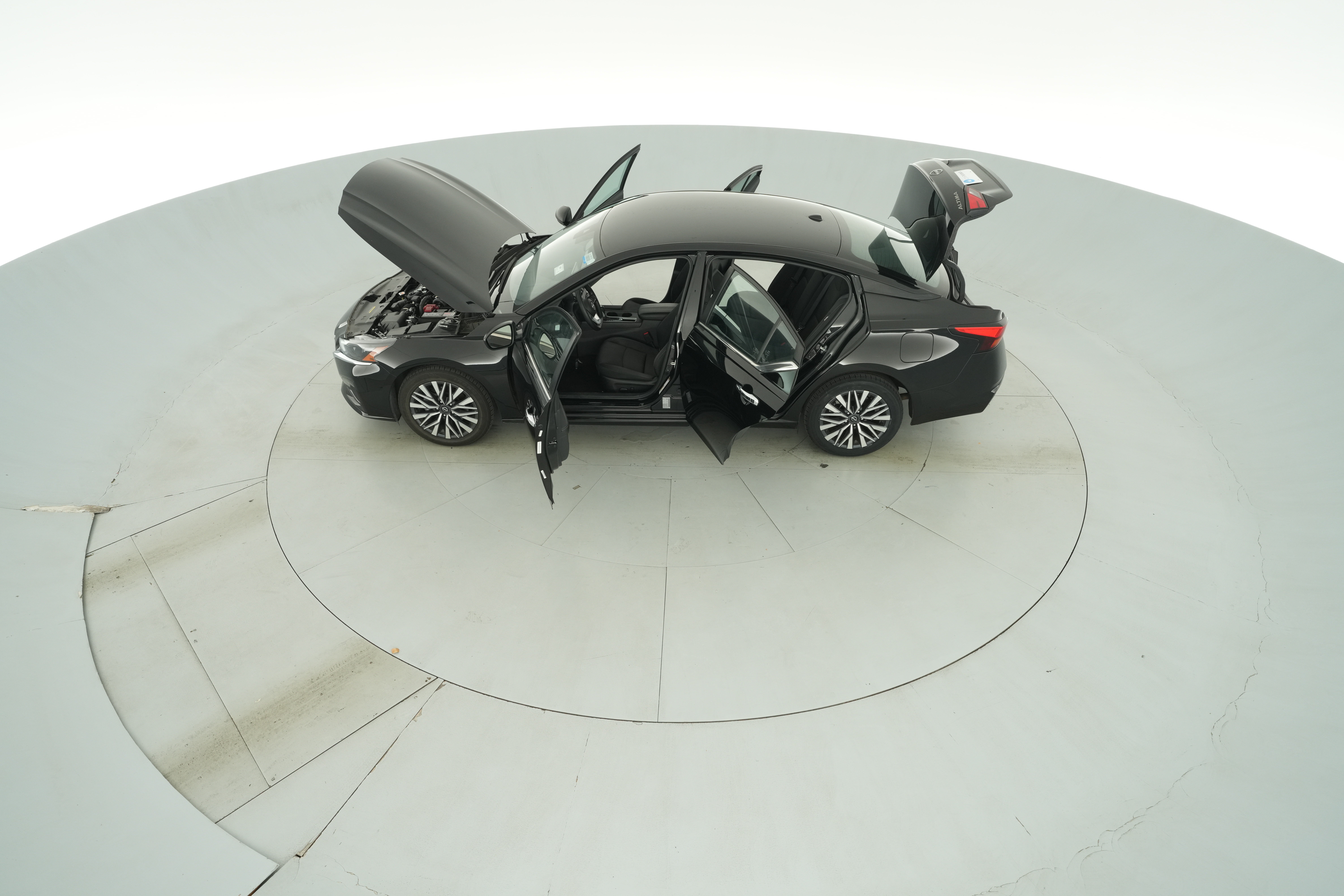2025 Nissan Altima SV - Photo 43