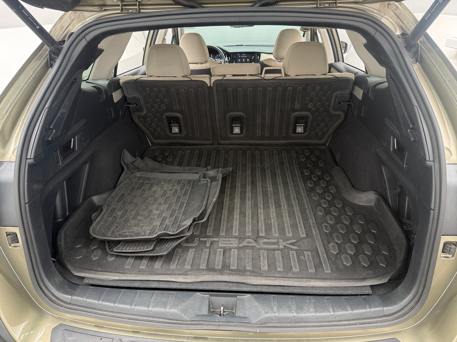 Thumbnail: 2022 Subaru Outback - 6
