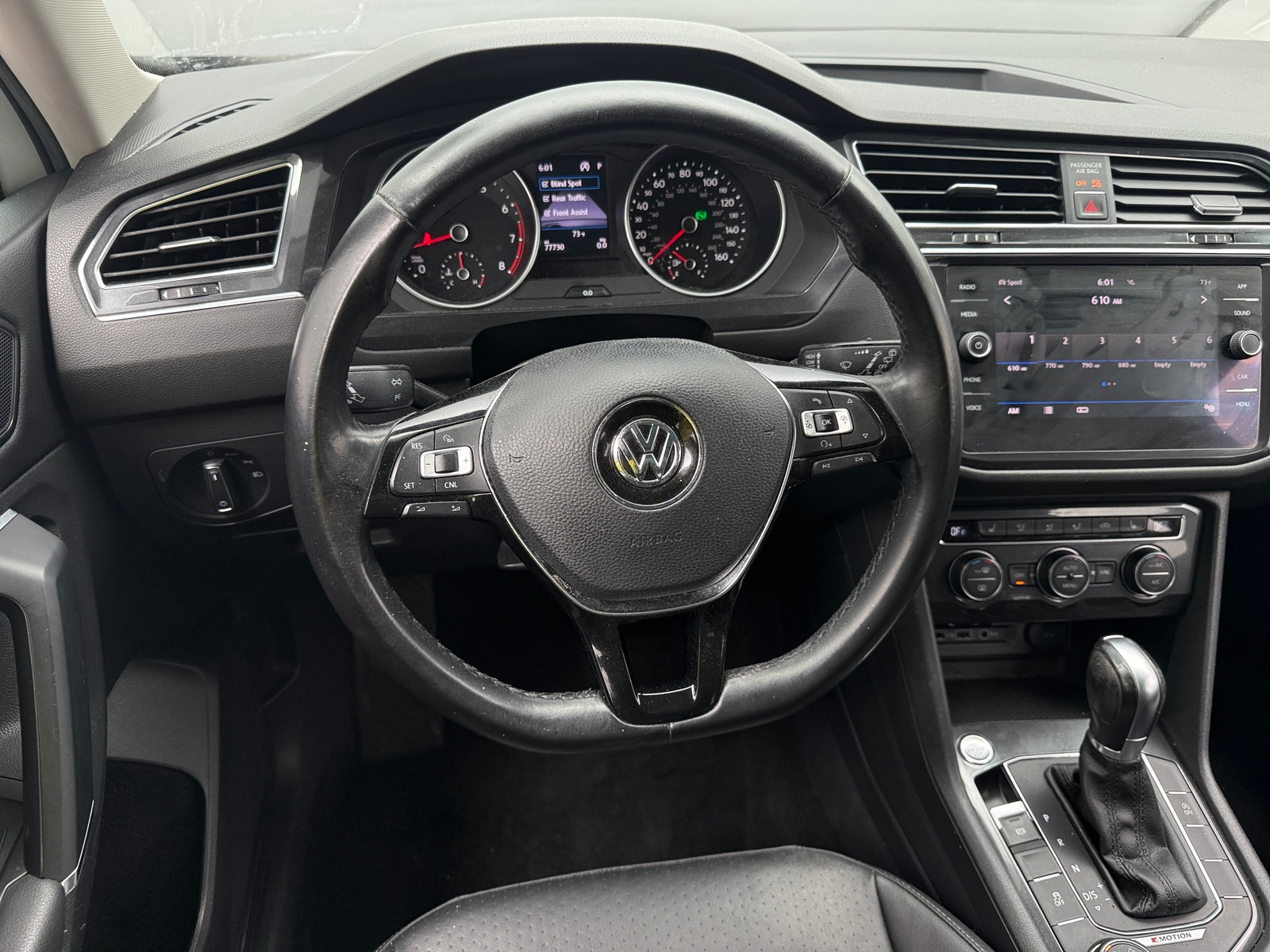Thumbnail: 2018 Volkswagen Tiguan - 4