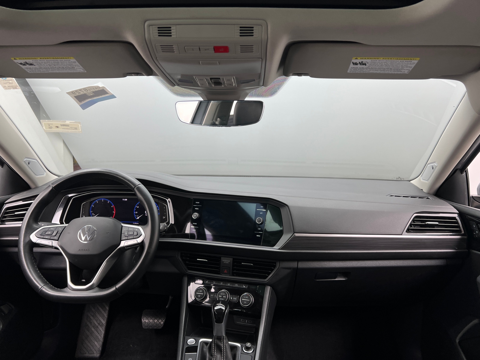 Thumbnail: 2022 Volkswagen Jetta - 3