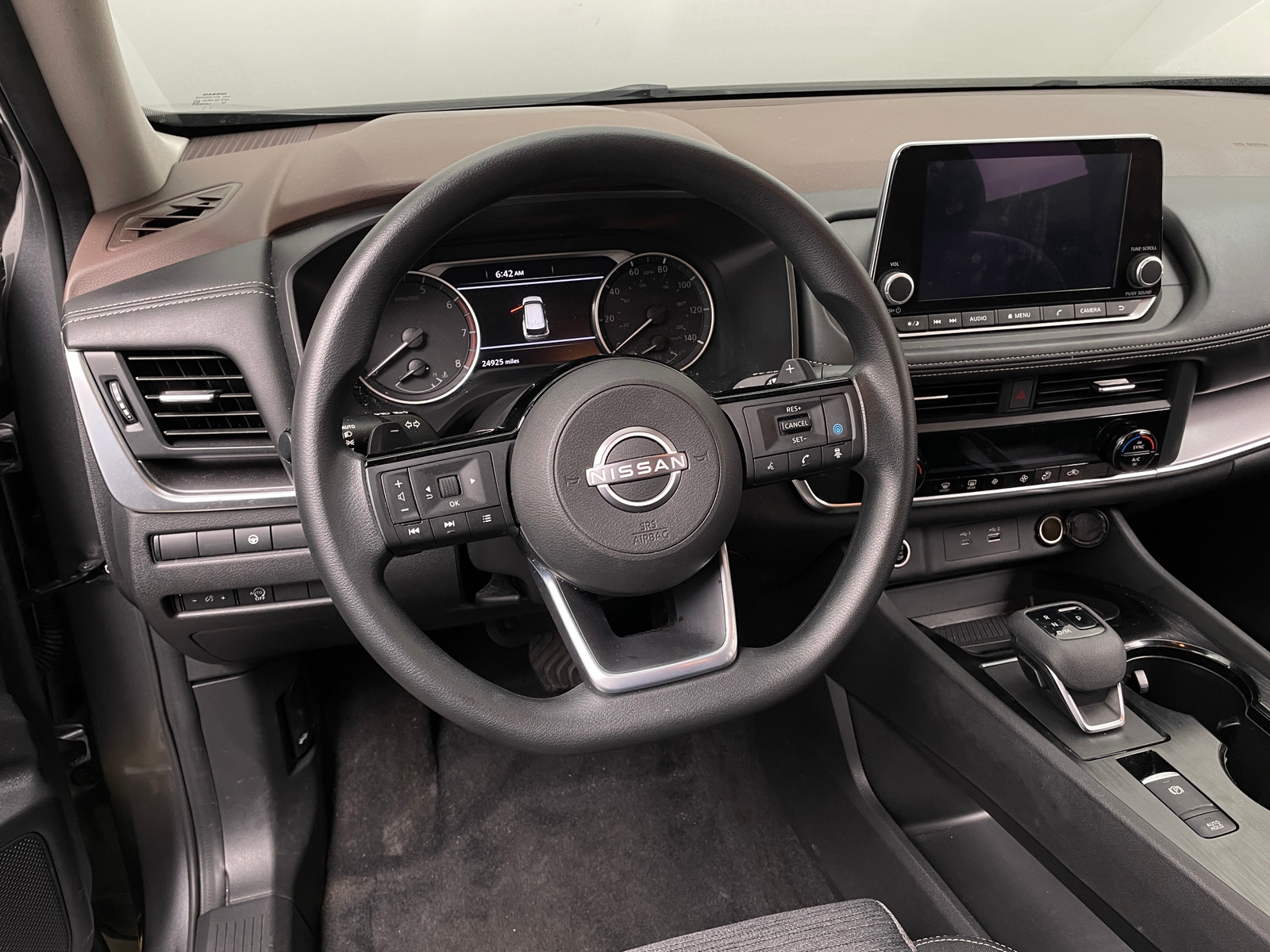 Thumbnail: 2023 Nissan Rogue - 5