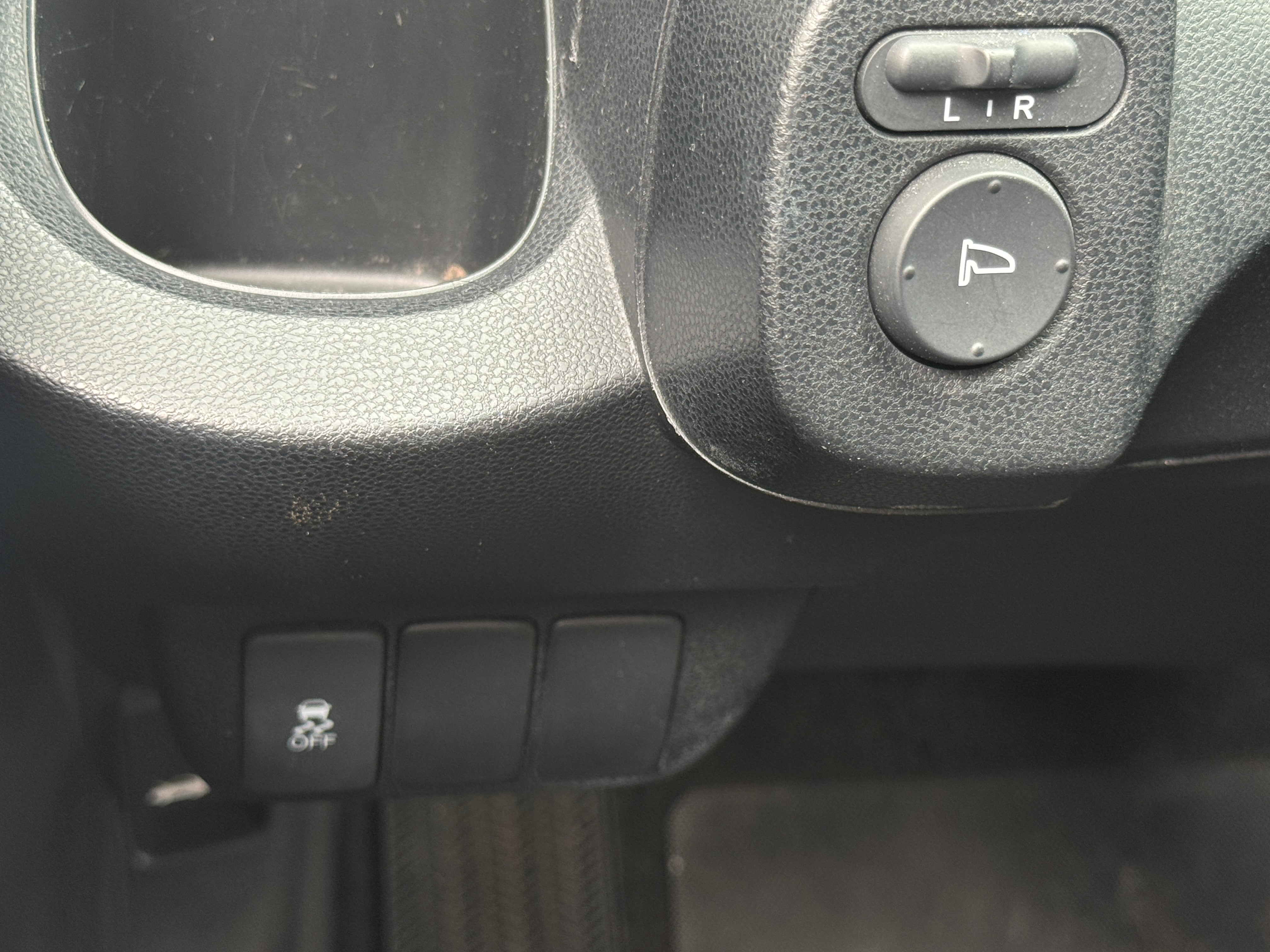 Used 2012 Honda Fit Base with VIN JHMGE8H38CC004022 for sale in Pewaukee, WI