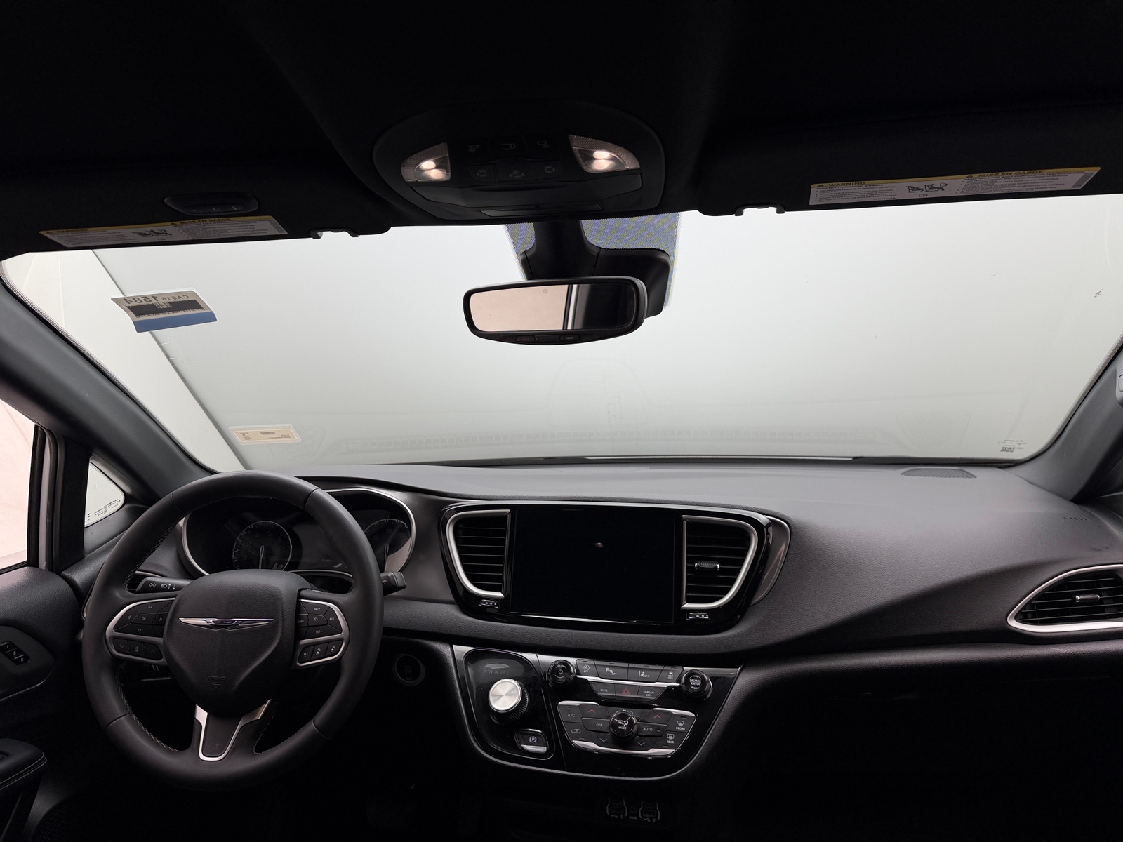 Thumbnail: 2025 Chrysler Pacifica - 2