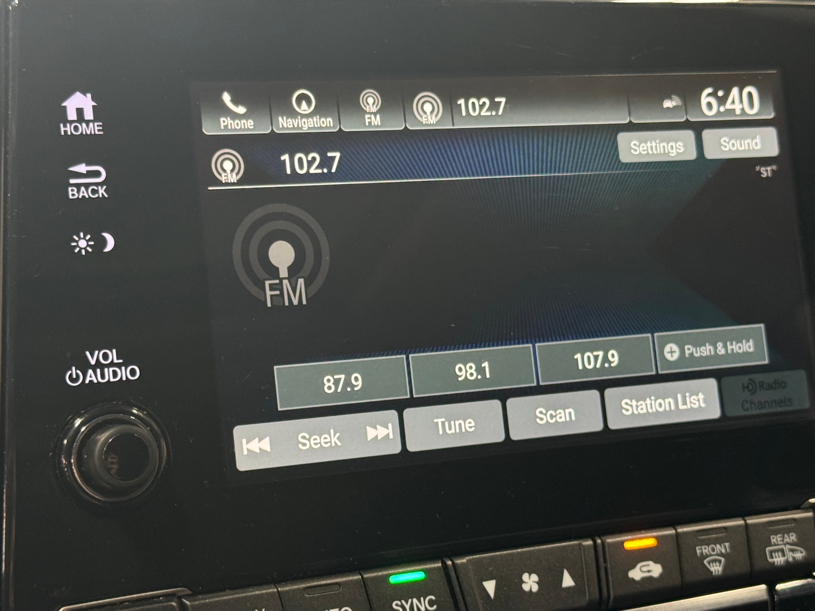 Thumbnail: 2018 Honda Odyssey - 3