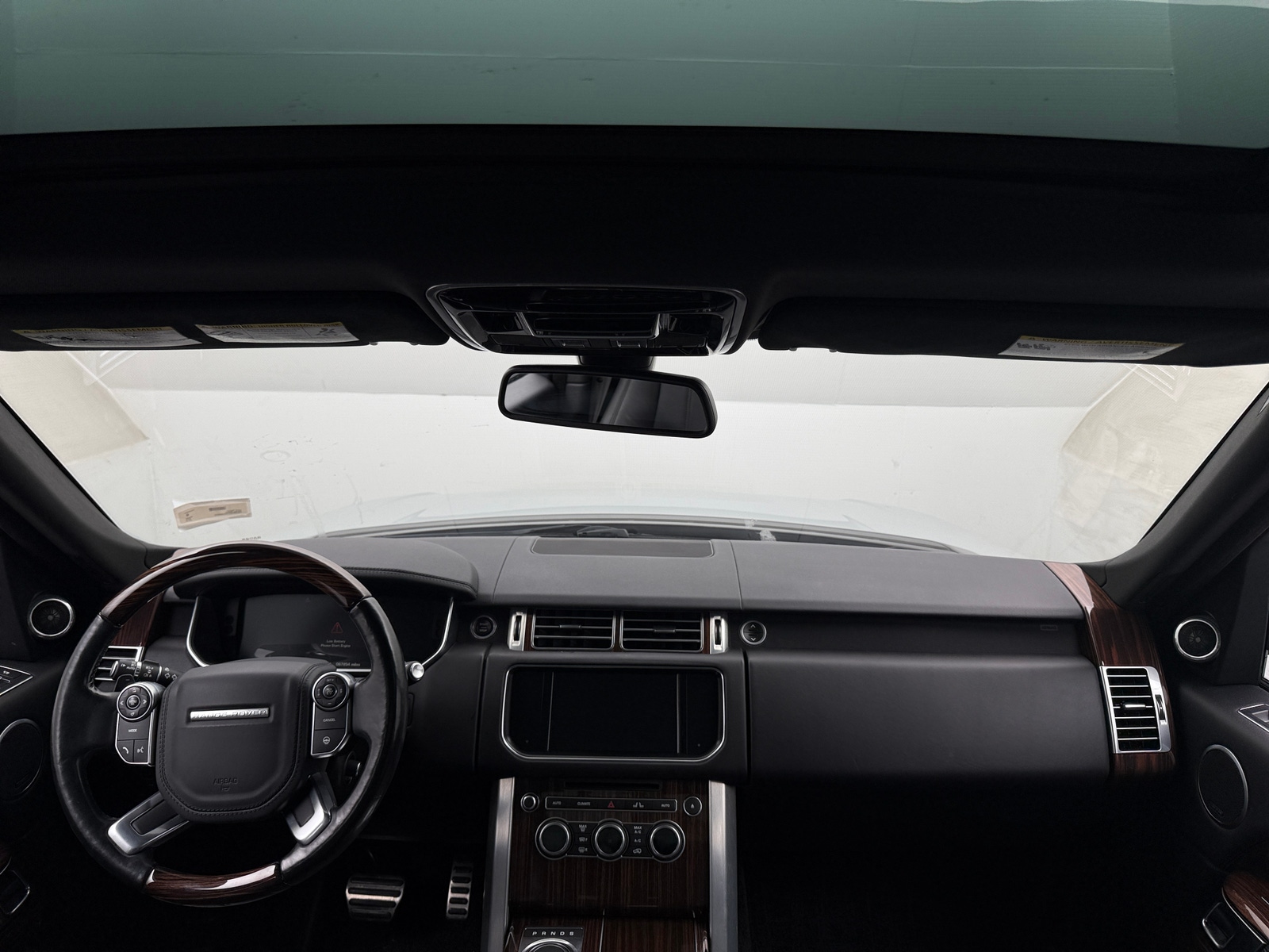 Thumbnail: 2016 Land Rover Range Rover - 2