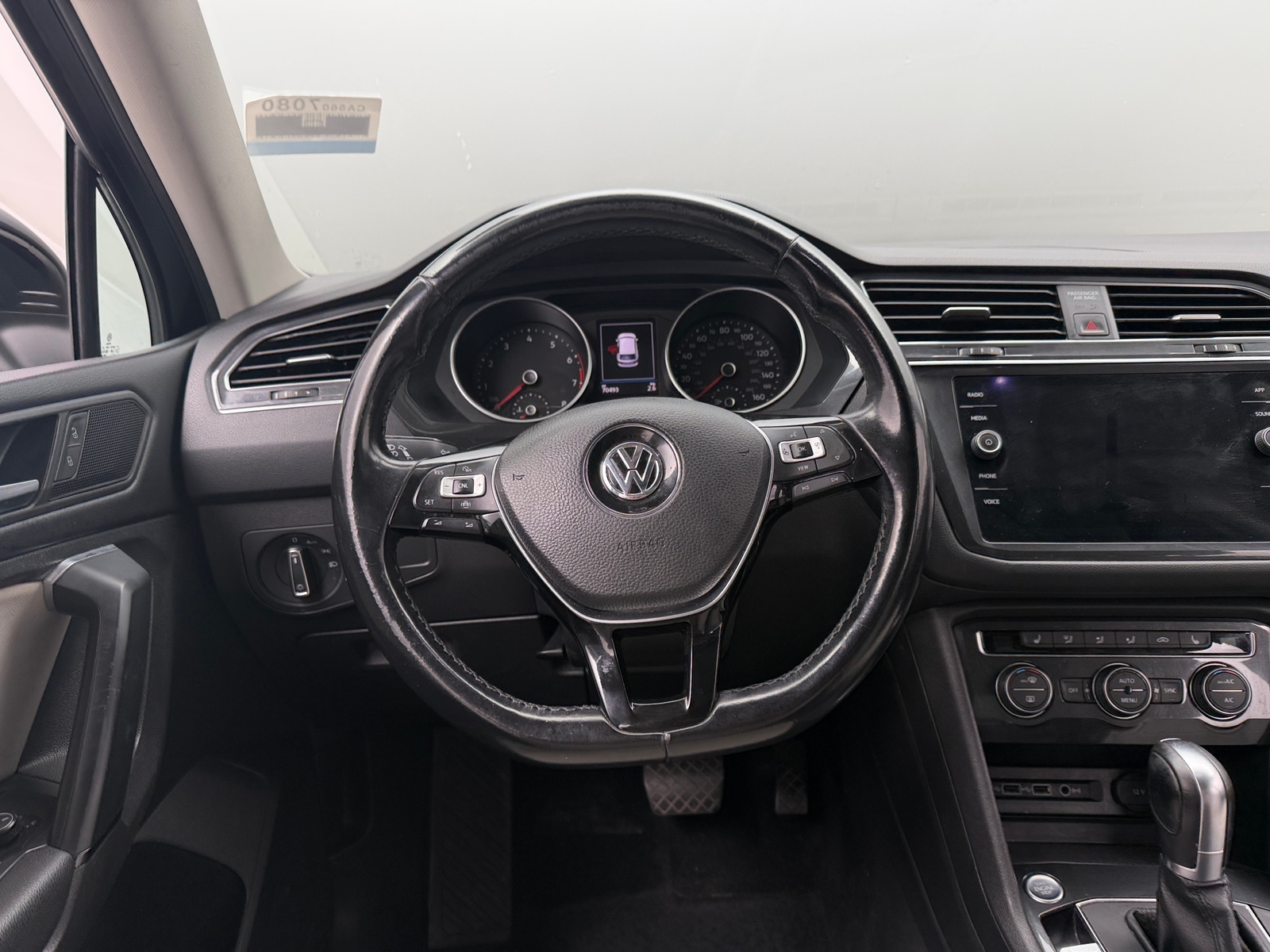 Thumbnail: 2019 Volkswagen Tiguan - 5