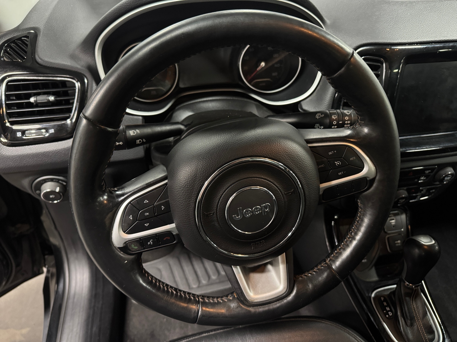Thumbnail: 2018 Jeep Compass - 4