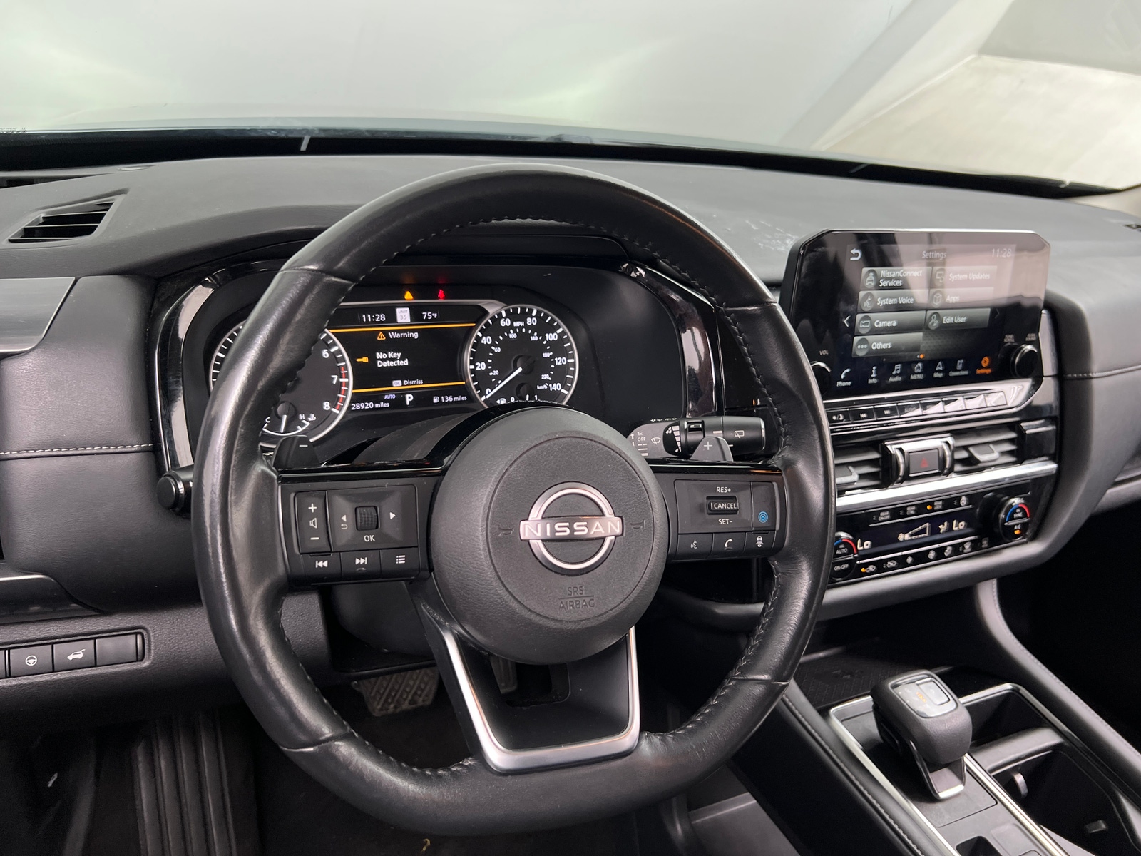 Thumbnail: 2023 Nissan Pathfinder - 4