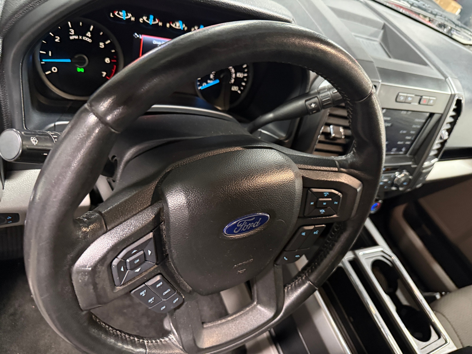 Thumbnail: 2017 Ford Econoline - 5