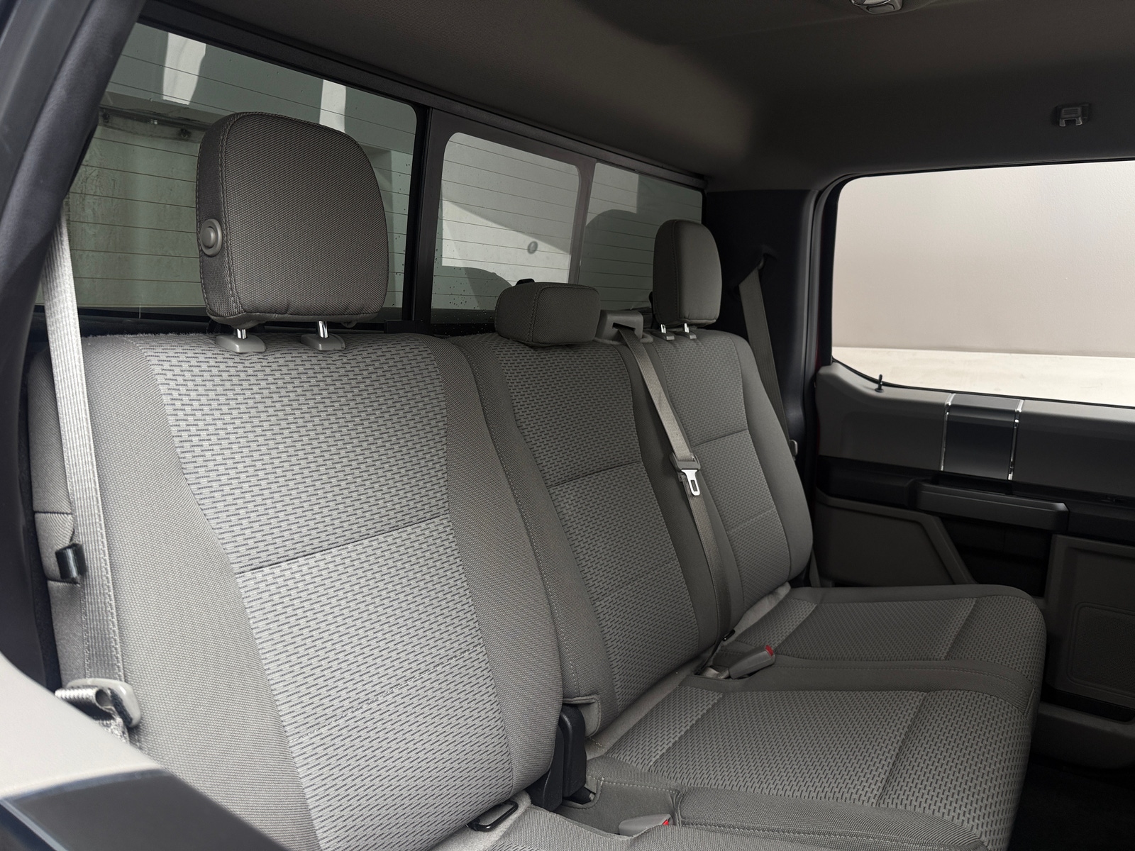 Thumbnail: 2017 Ford Econoline - 6