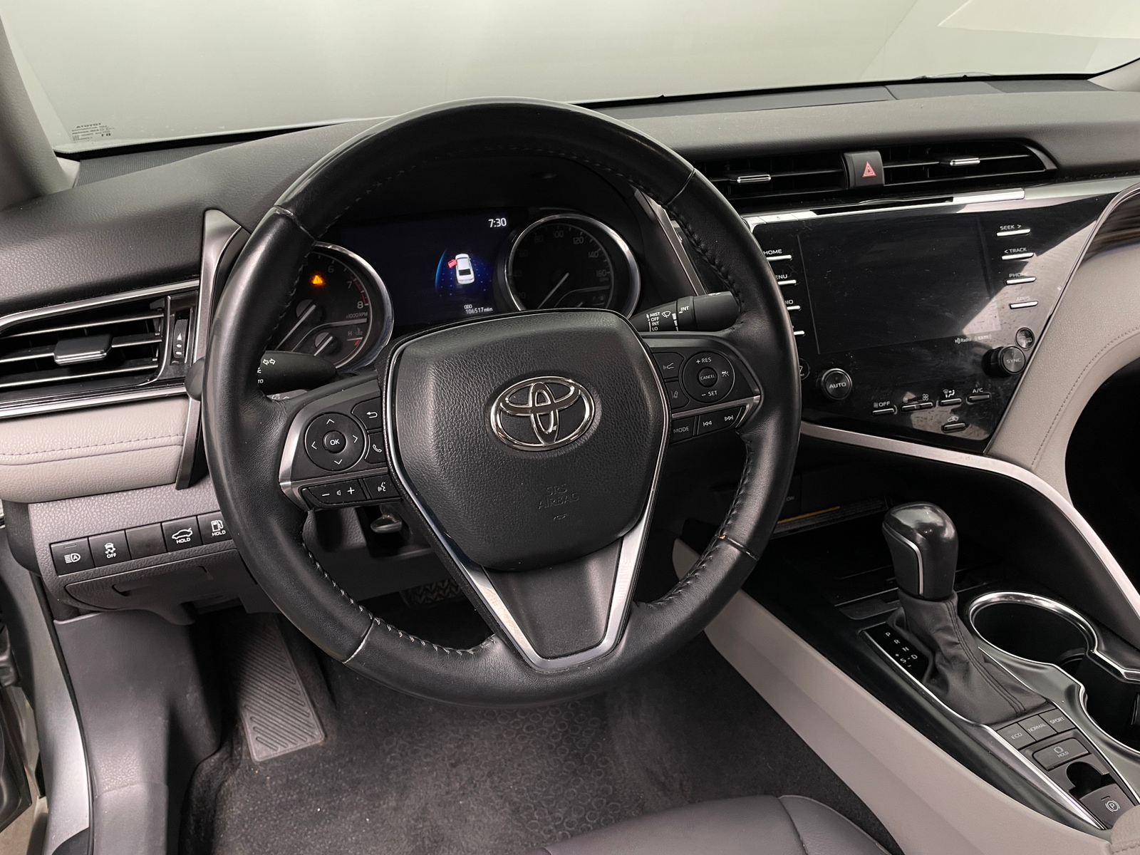 Thumbnail: 2020 Toyota Camry - 4
