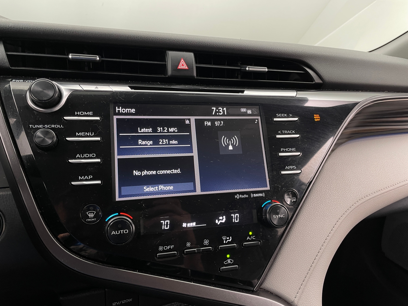 Thumbnail: 2020 Toyota Camry - 3