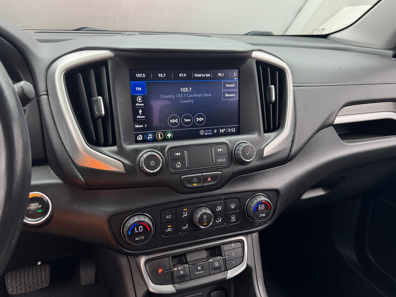 Thumbnail: 2022 GMC Terrain - 3