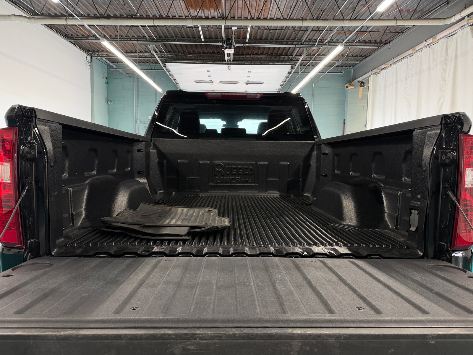 Thumbnail: 2024 Chevrolet Silverado 1500 - 6